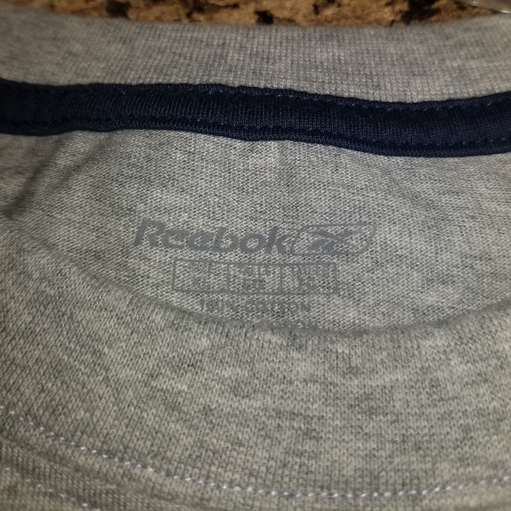 Reebok mens tee - Picture 3 of 4